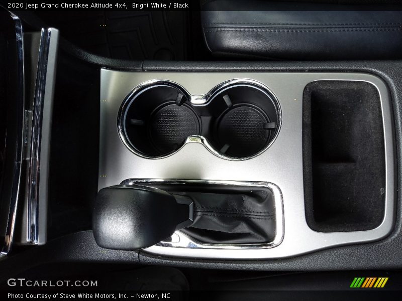 Bright White / Black 2020 Jeep Grand Cherokee Altitude 4x4