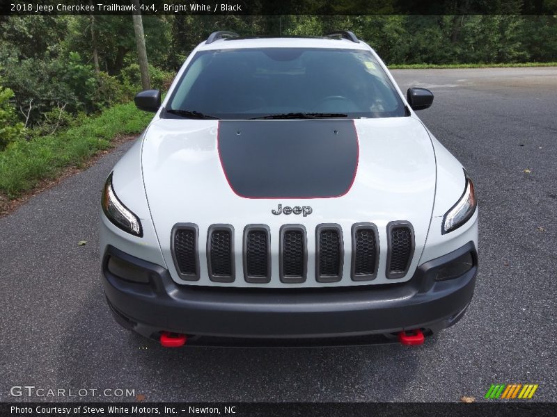 Bright White / Black 2018 Jeep Cherokee Trailhawk 4x4