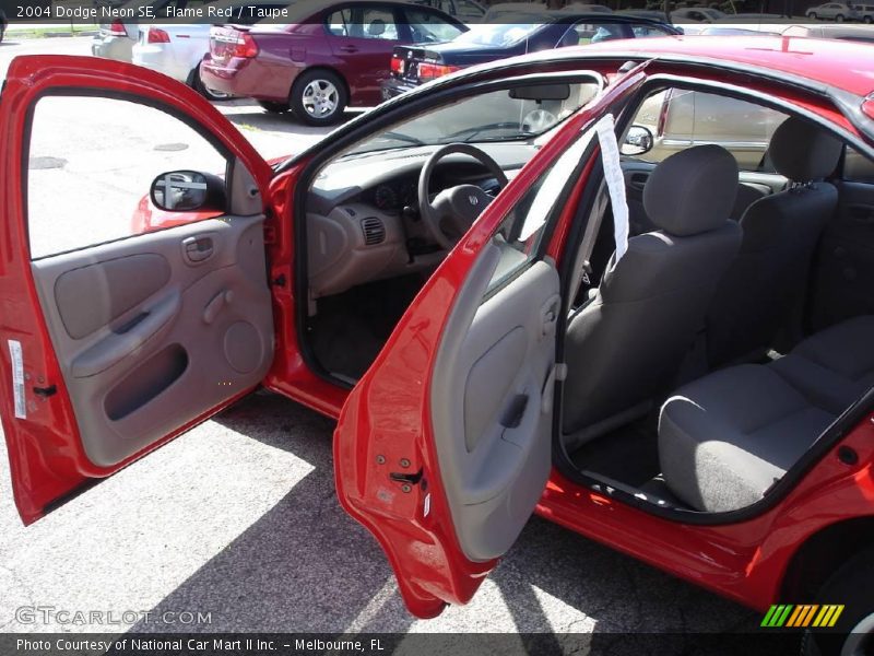 Flame Red / Taupe 2004 Dodge Neon SE