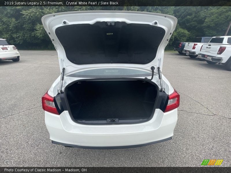 Crystal White Pearl / Slate Black 2019 Subaru Legacy 2.5i Premium