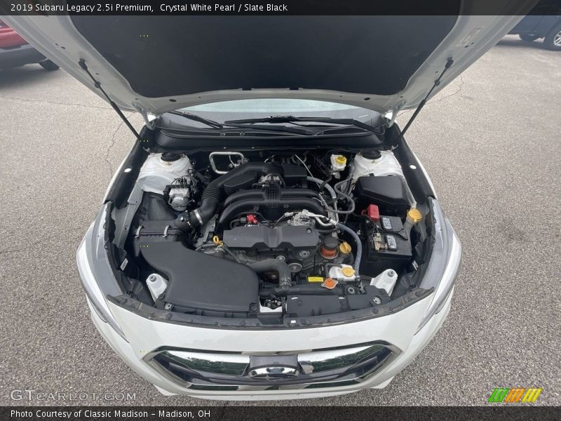 Crystal White Pearl / Slate Black 2019 Subaru Legacy 2.5i Premium