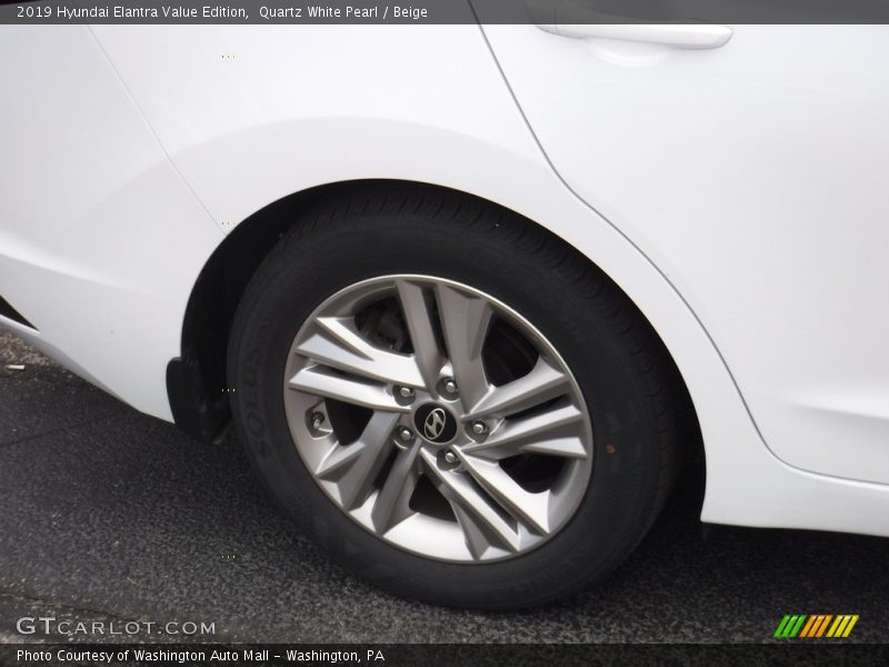 Quartz White Pearl / Beige 2019 Hyundai Elantra Value Edition