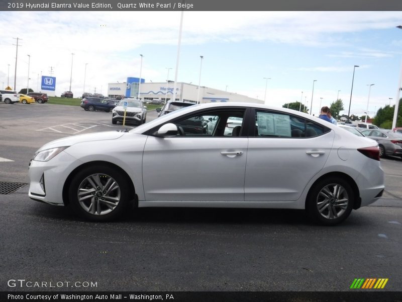 Quartz White Pearl / Beige 2019 Hyundai Elantra Value Edition