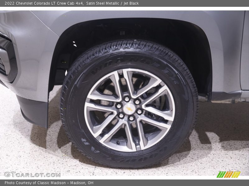 Satin Steel Metallic / Jet Black 2022 Chevrolet Colorado LT Crew Cab 4x4