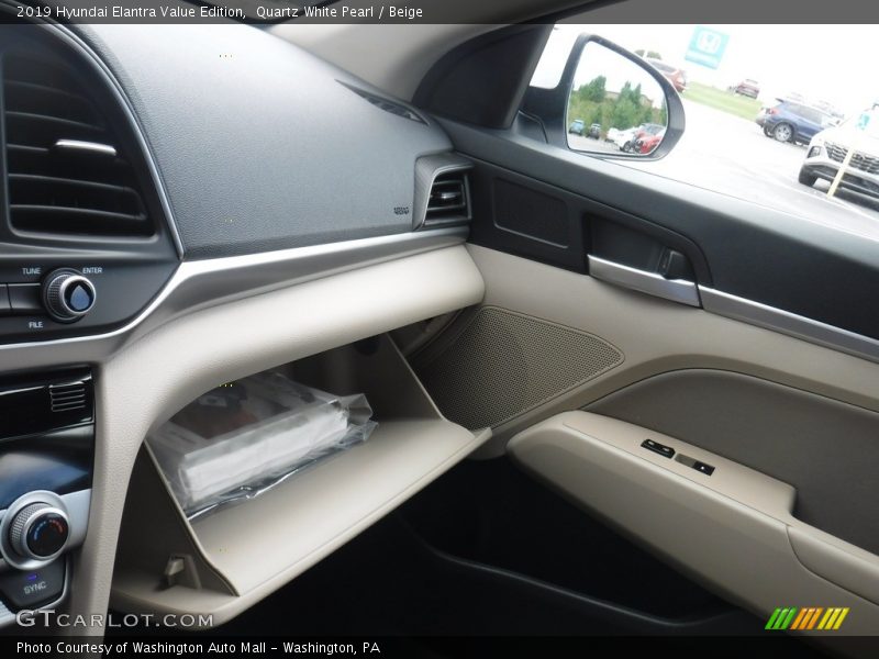 Quartz White Pearl / Beige 2019 Hyundai Elantra Value Edition