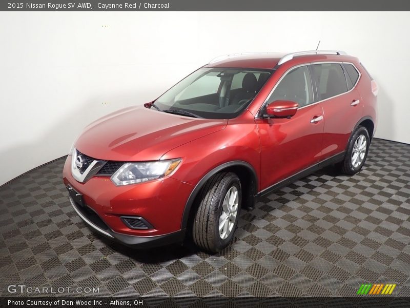 Cayenne Red / Charcoal 2015 Nissan Rogue SV AWD