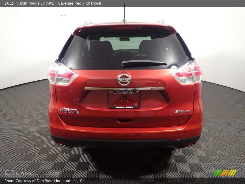 Cayenne Red / Charcoal 2015 Nissan Rogue SV AWD