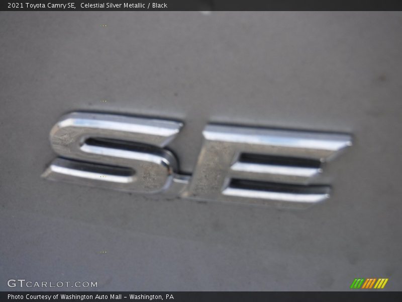 Celestial Silver Metallic / Black 2021 Toyota Camry SE