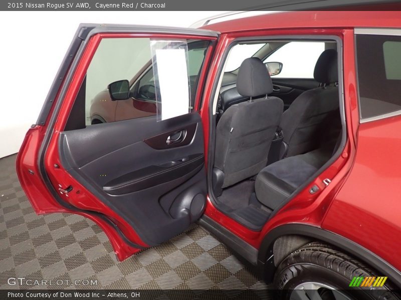 Cayenne Red / Charcoal 2015 Nissan Rogue SV AWD