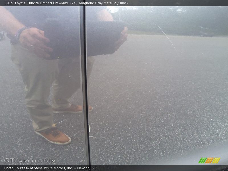 Magnetic Gray Metallic / Black 2019 Toyota Tundra Limited CrewMax 4x4