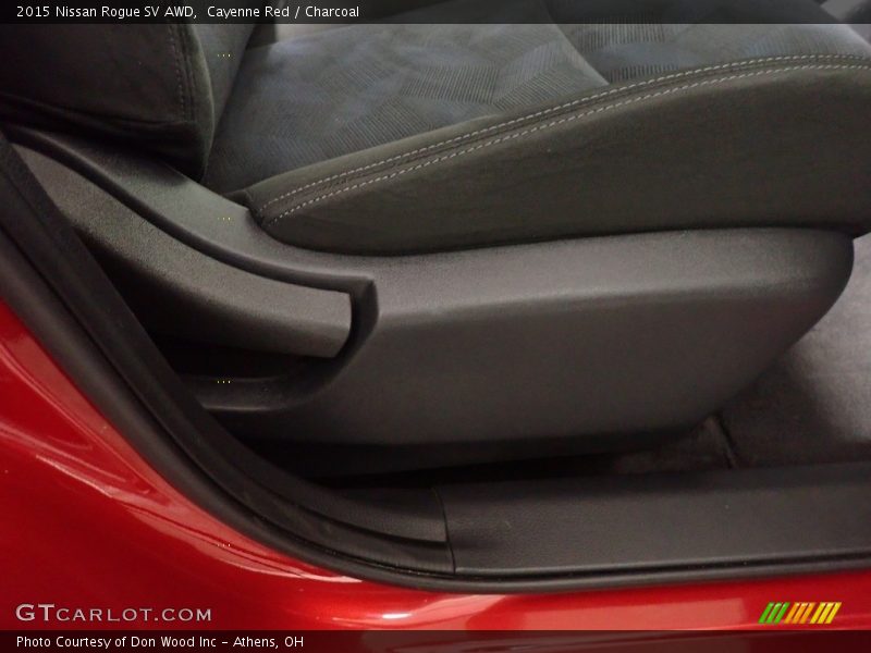 Cayenne Red / Charcoal 2015 Nissan Rogue SV AWD