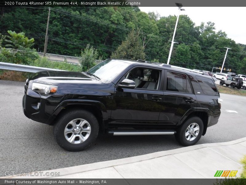Midnight Black Metallic / Graphite 2020 Toyota 4Runner SR5 Premium 4x4