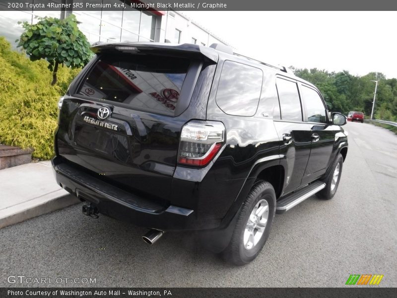 Midnight Black Metallic / Graphite 2020 Toyota 4Runner SR5 Premium 4x4