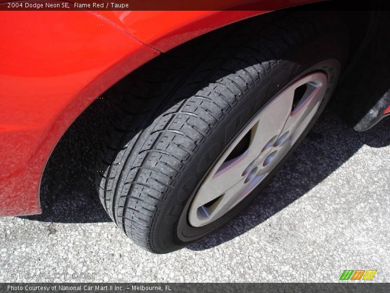 Flame Red / Taupe 2004 Dodge Neon SE