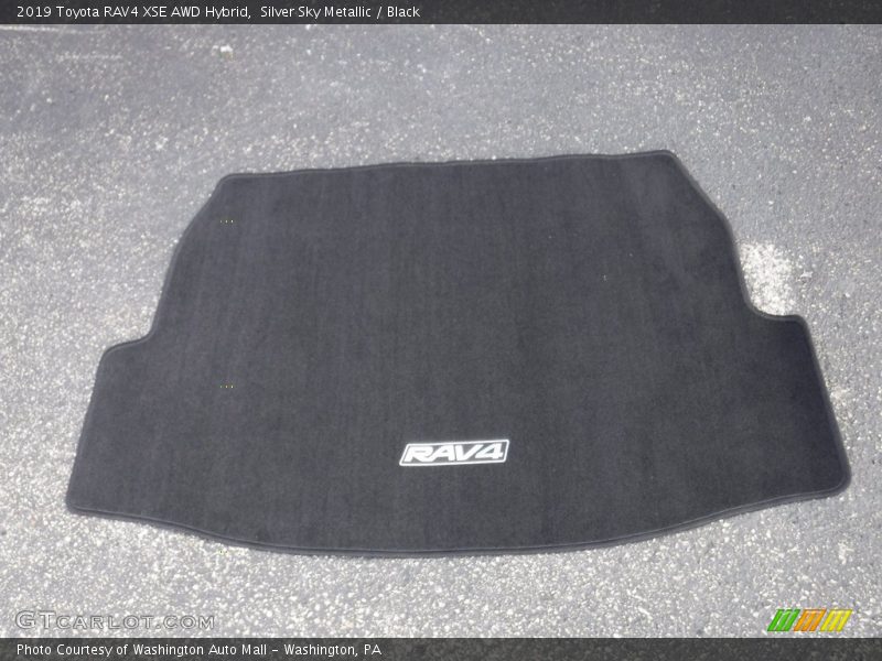 Silver Sky Metallic / Black 2019 Toyota RAV4 XSE AWD Hybrid
