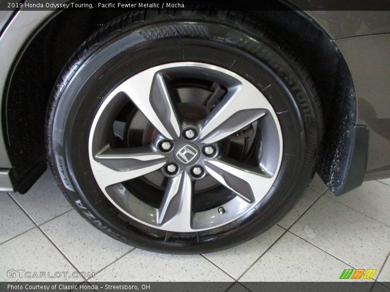 Pacific Pewter Metallic / Mocha 2019 Honda Odyssey Touring