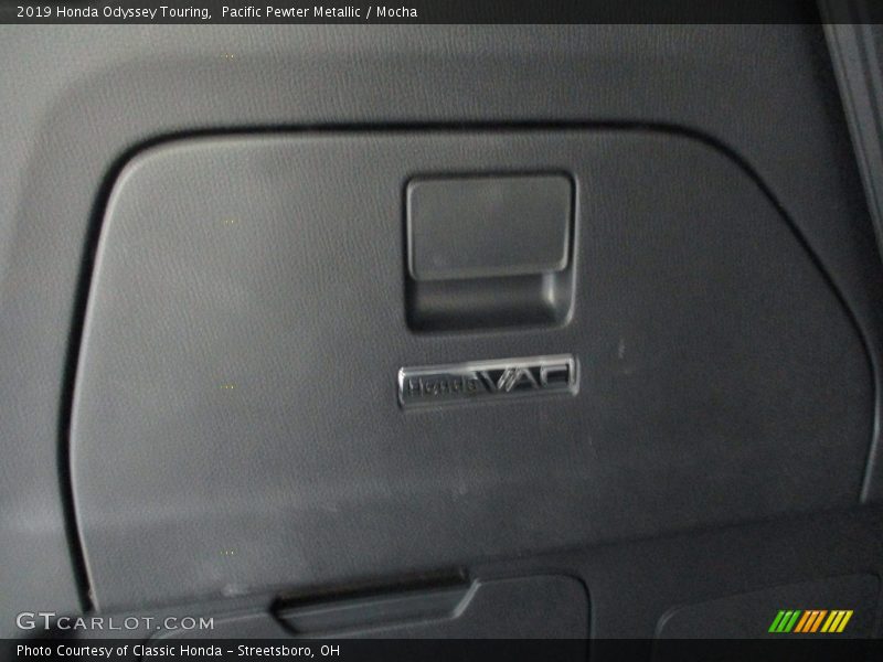 Pacific Pewter Metallic / Mocha 2019 Honda Odyssey Touring