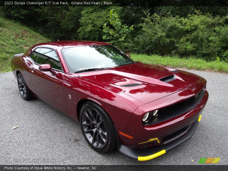 Front 3/4 View of 2022 Challenger R/T Scat Pack
