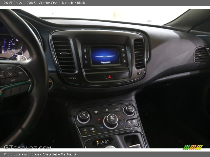 Granite Crystal Metallic / Black 2015 Chrysler 200 S