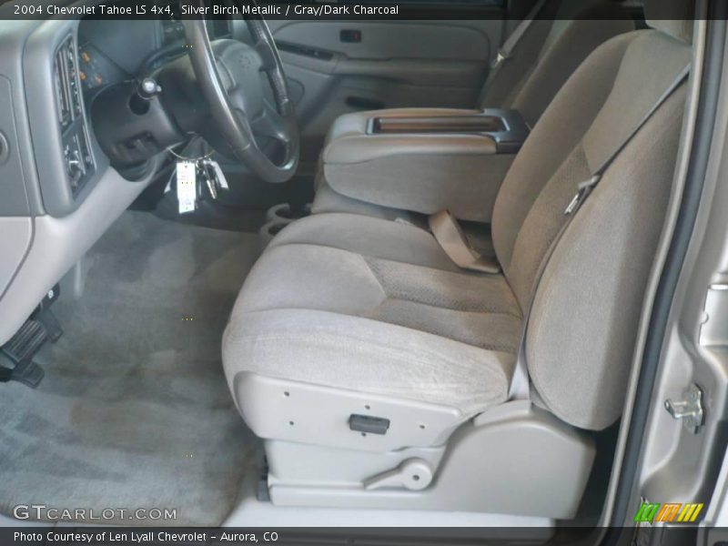 Silver Birch Metallic / Gray/Dark Charcoal 2004 Chevrolet Tahoe LS 4x4