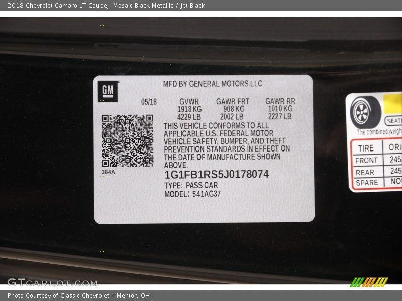 Mosaic Black Metallic / Jet Black 2018 Chevrolet Camaro LT Coupe