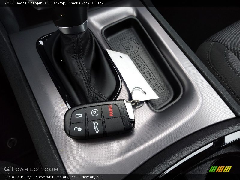 Smoke Show / Black 2022 Dodge Charger SXT Blacktop