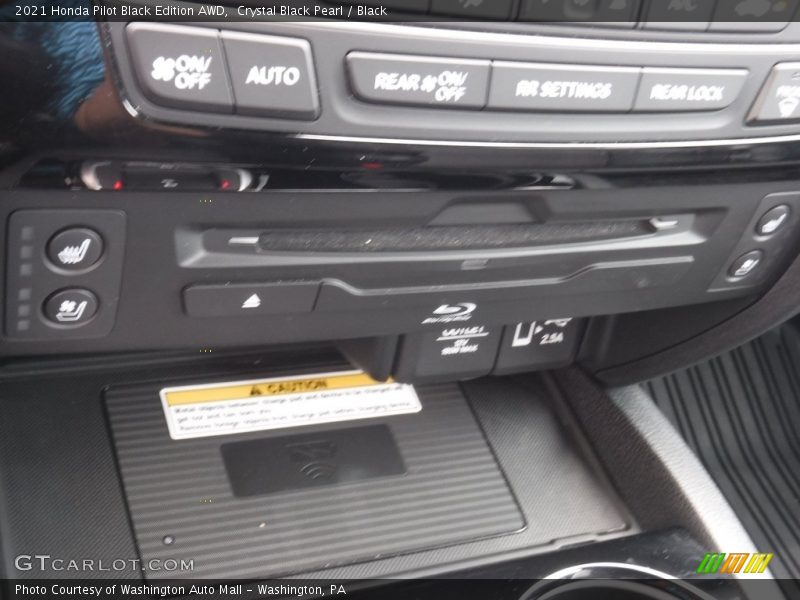 Crystal Black Pearl / Black 2021 Honda Pilot Black Edition AWD