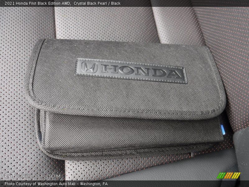 Crystal Black Pearl / Black 2021 Honda Pilot Black Edition AWD