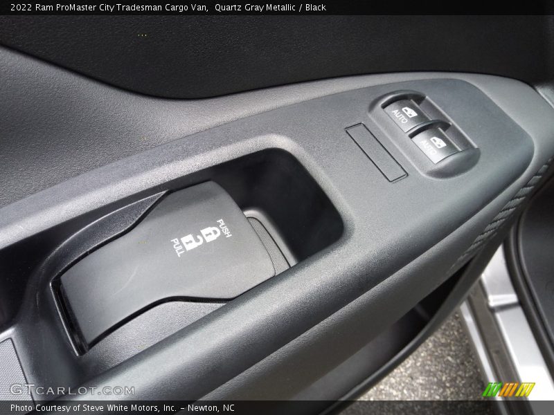 Controls of 2022 ProMaster City Tradesman Cargo Van