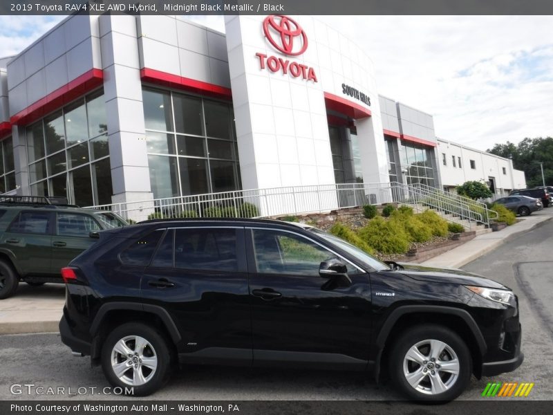 Midnight Black Metallic / Black 2019 Toyota RAV4 XLE AWD Hybrid