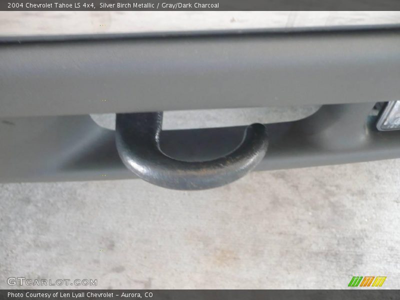 Silver Birch Metallic / Gray/Dark Charcoal 2004 Chevrolet Tahoe LS 4x4