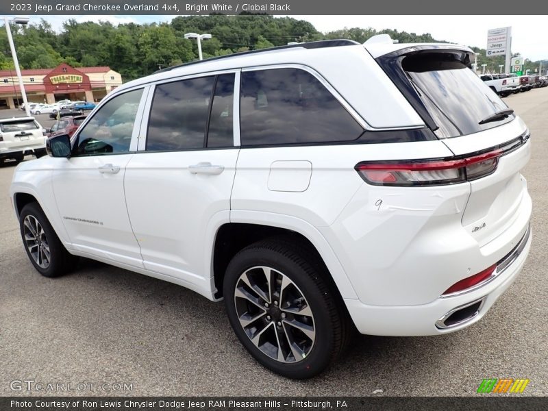 Bright White / Global Black 2023 Jeep Grand Cherokee Overland 4x4