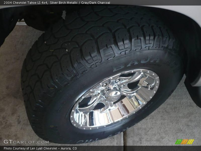 Silver Birch Metallic / Gray/Dark Charcoal 2004 Chevrolet Tahoe LS 4x4