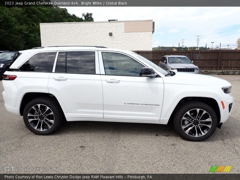  2023 Grand Cherokee Overland 4x4 Bright White