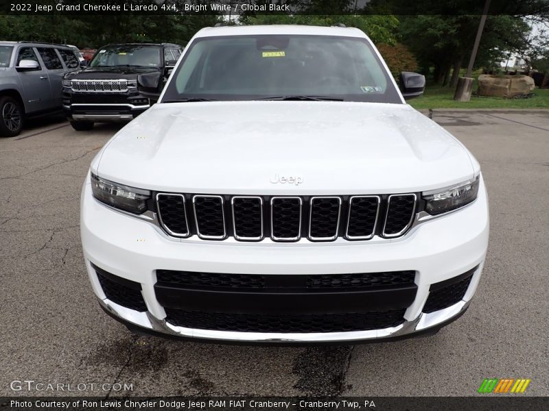 Bright White / Global Black 2022 Jeep Grand Cherokee L Laredo 4x4