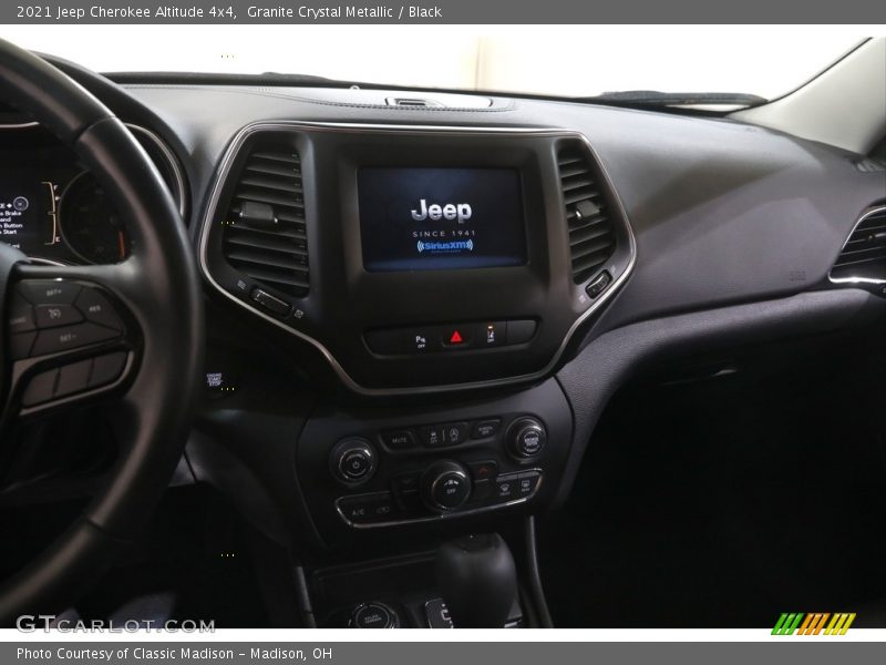 Granite Crystal Metallic / Black 2021 Jeep Cherokee Altitude 4x4