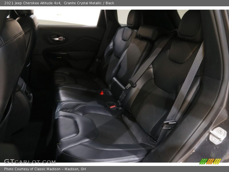 Granite Crystal Metallic / Black 2021 Jeep Cherokee Altitude 4x4