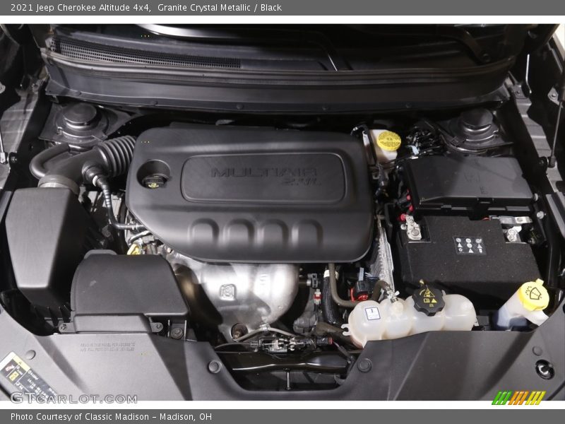Granite Crystal Metallic / Black 2021 Jeep Cherokee Altitude 4x4