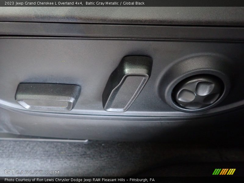 Baltic Gray Metallic / Global Black 2023 Jeep Grand Cherokee L Overland 4x4