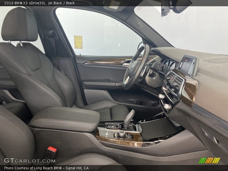 Jet Black / Black 2019 BMW X3 sDrive30i