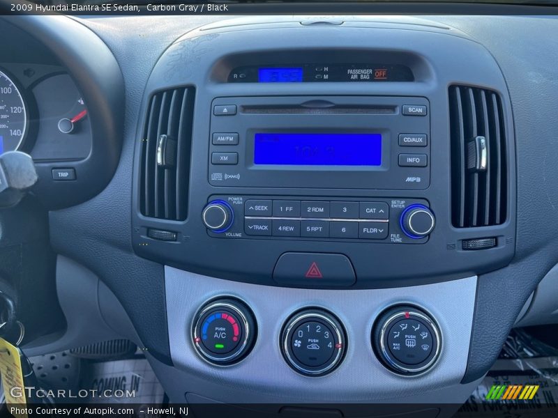 Carbon Gray / Black 2009 Hyundai Elantra SE Sedan