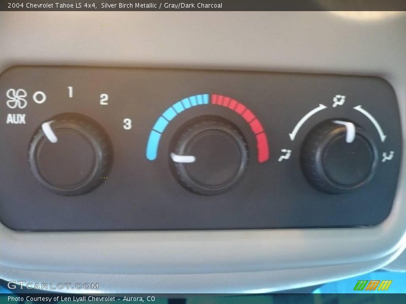 Silver Birch Metallic / Gray/Dark Charcoal 2004 Chevrolet Tahoe LS 4x4