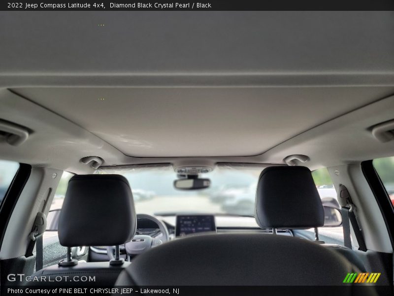 Diamond Black Crystal Pearl / Black 2022 Jeep Compass Latitude 4x4