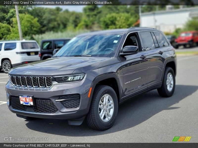 Baltic Gray Metallic / Global Black 2022 Jeep Grand Cherokee Laredo 4x4