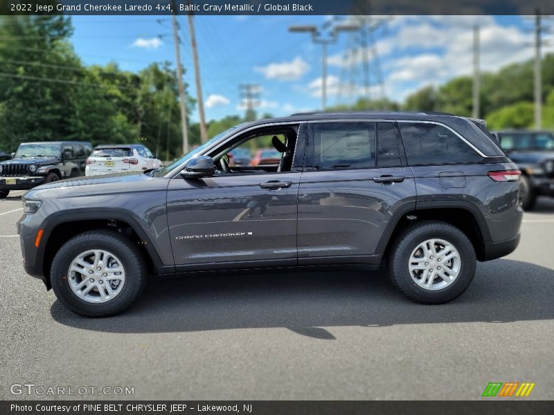 Baltic Gray Metallic / Global Black 2022 Jeep Grand Cherokee Laredo 4x4