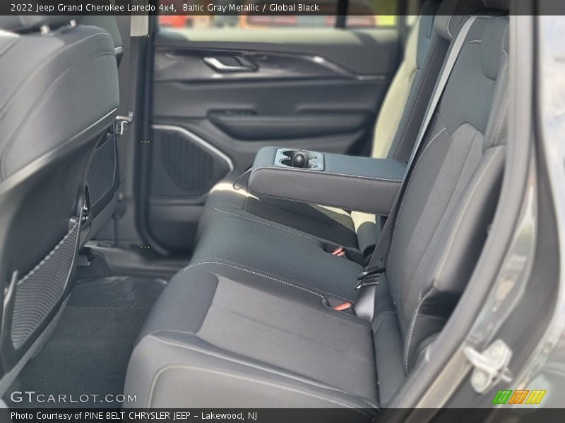 Baltic Gray Metallic / Global Black 2022 Jeep Grand Cherokee Laredo 4x4