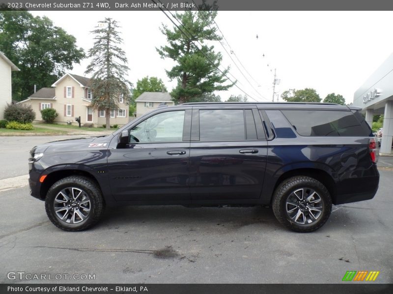  2023 Suburban Z71 4WD Dark Ash Metallic