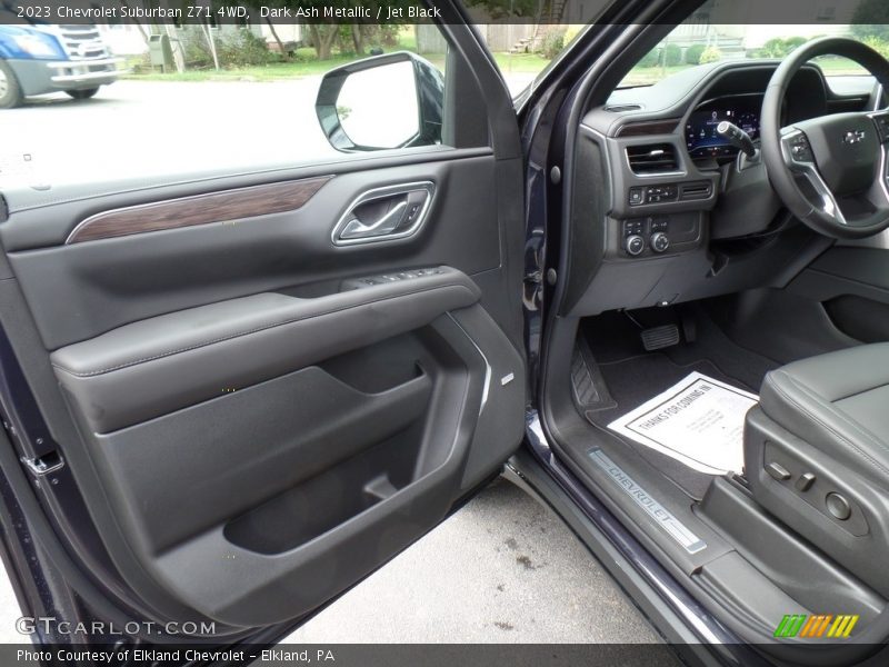 Front Seat of 2023 Suburban Z71 4WD