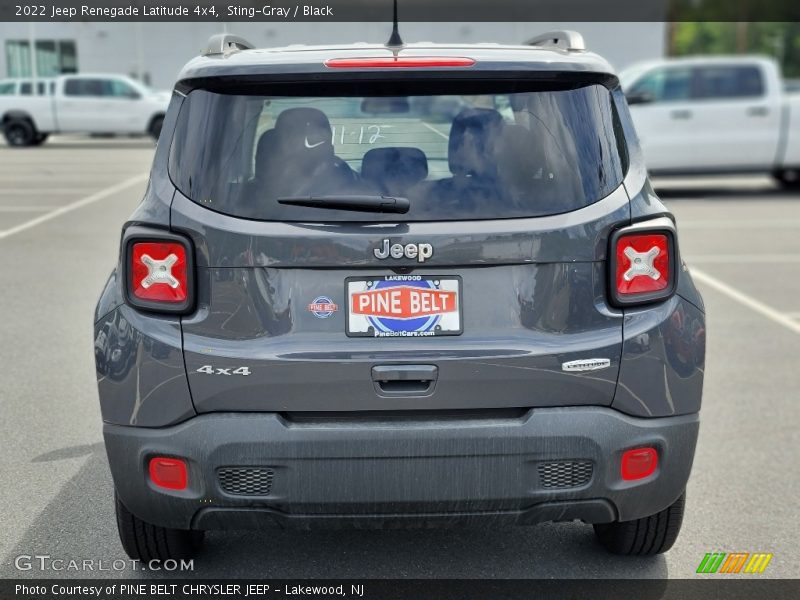 Sting-Gray / Black 2022 Jeep Renegade Latitude 4x4