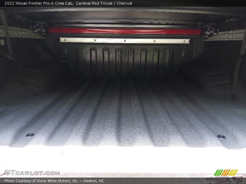 Cardinal Red Tricoat / Charcoal 2022 Nissan Frontier Pro-X Crew Cab